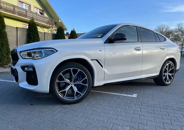 BMW X6 cena 395000 przebieg: 58000, rok produkcji 2020 z Chmielnik małe 781